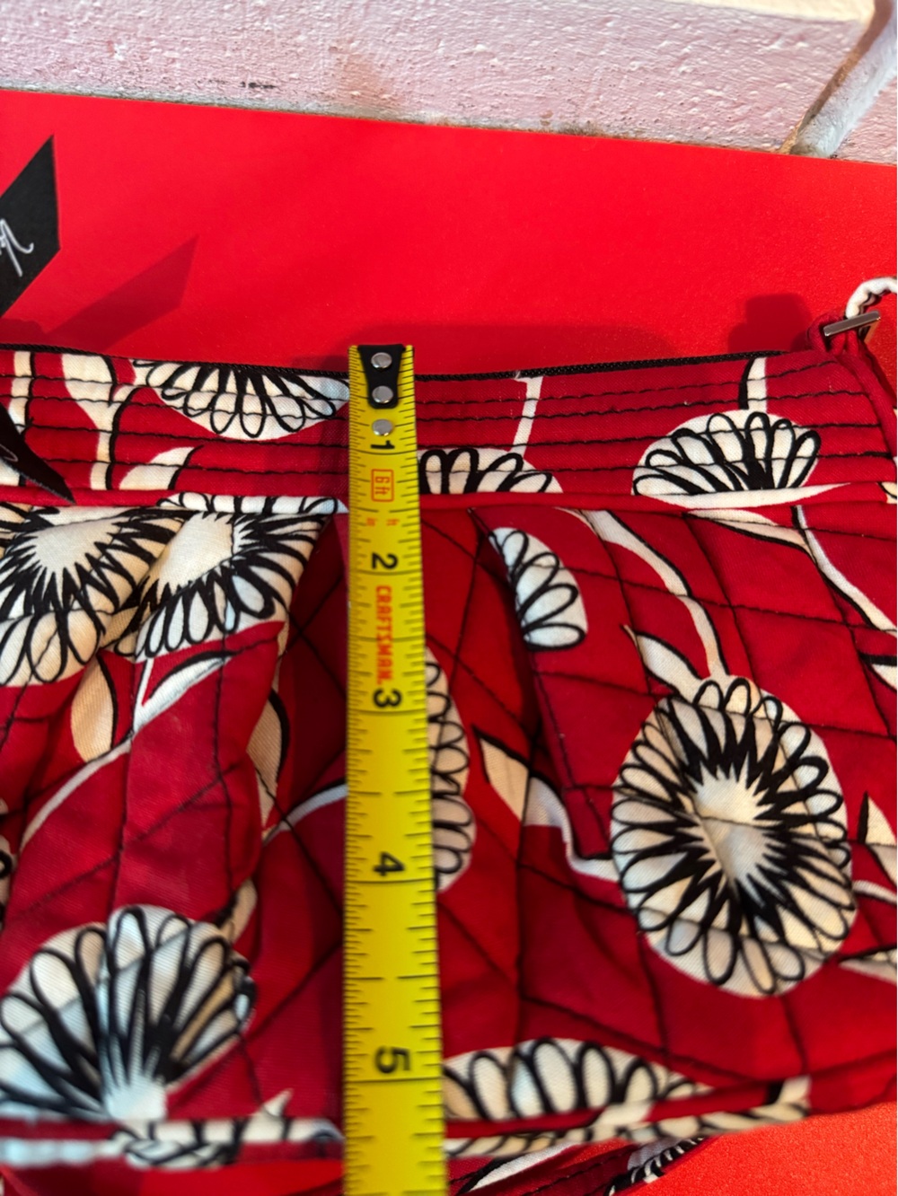 Vera Bradley Red Floral Quilted Shoulder Purse - Picture 9 of 9